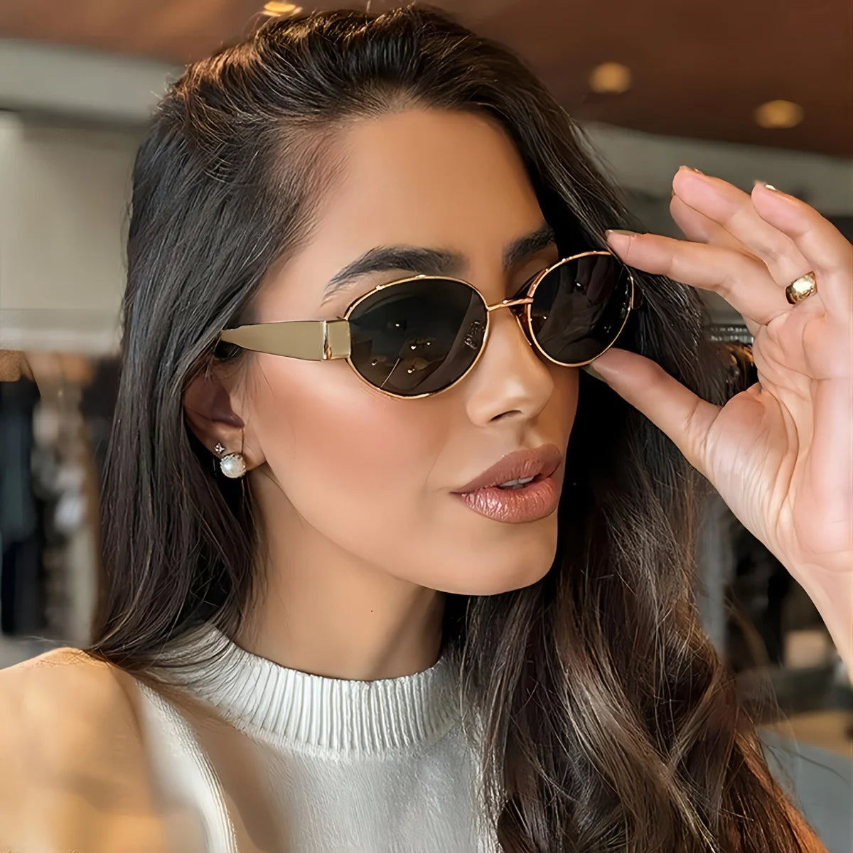 نظارات شمسية  للنساء والرجال